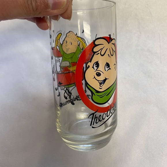 Vintage 1985 Theodore The Chipmunks Collectors Drinking Glass - Picture 6 of 12